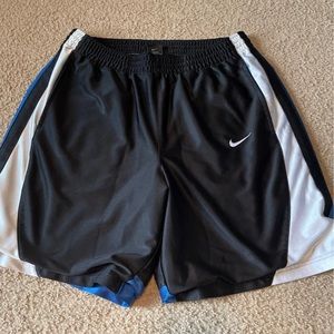 Nike gym/workout Shorts Large